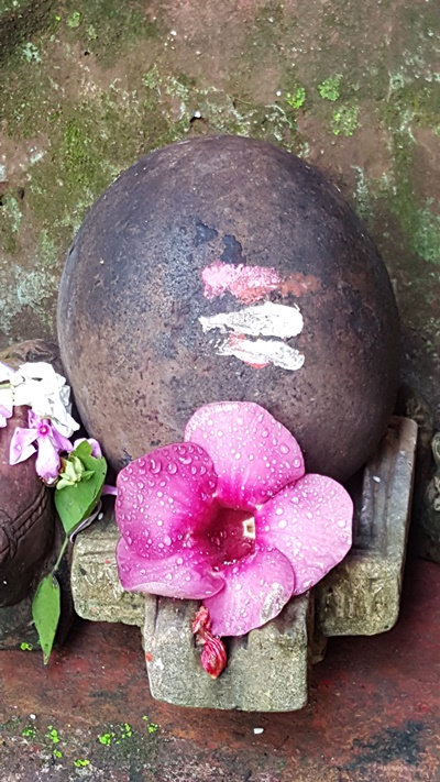 art-sacre-hindou-lingam-chattisgarh-ganeshartindia