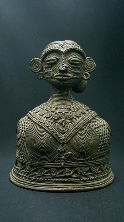 Statue Art Dokhra buste femme Bastar 