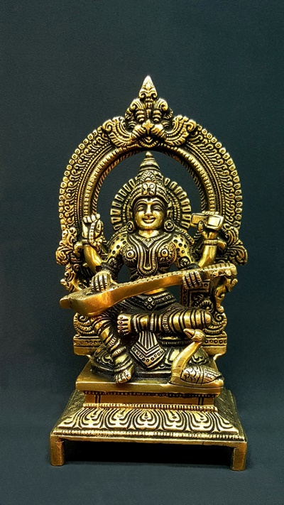 Statue Saraswati  India