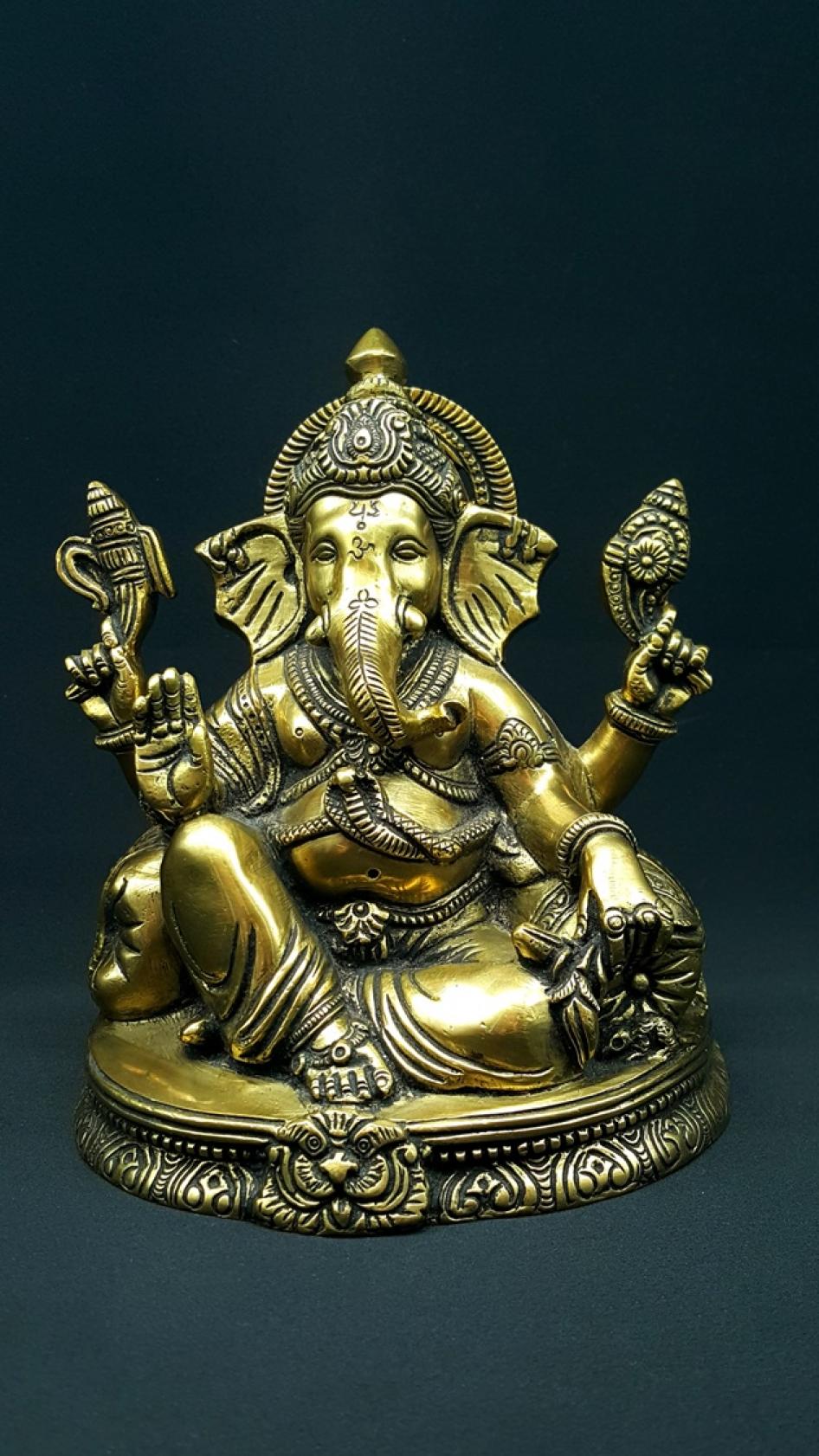 Statue Ganesh rayonnant