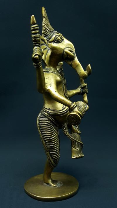 Statue Ganesh dansant Nritya Ganapati, style tribal