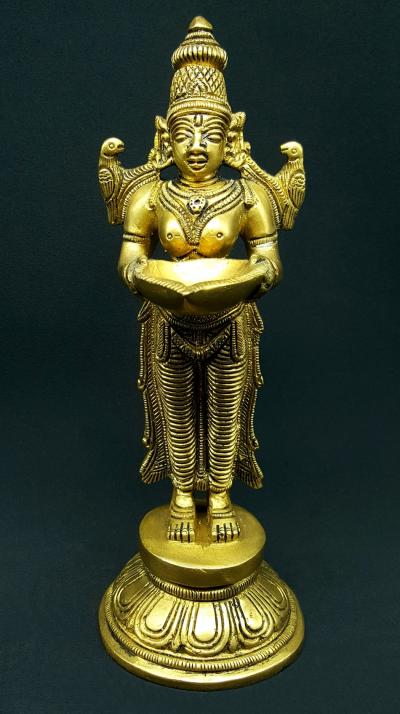 Statue Deepa Lakshmi