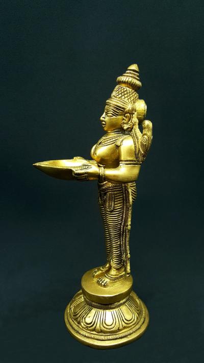 Statue Deepa Lakshmi