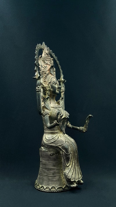 Statue Lakshmi : l'intériorisation profonde