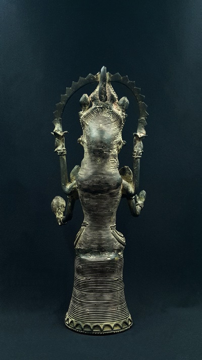 Statue Lakshmi : l'intériorisation profonde